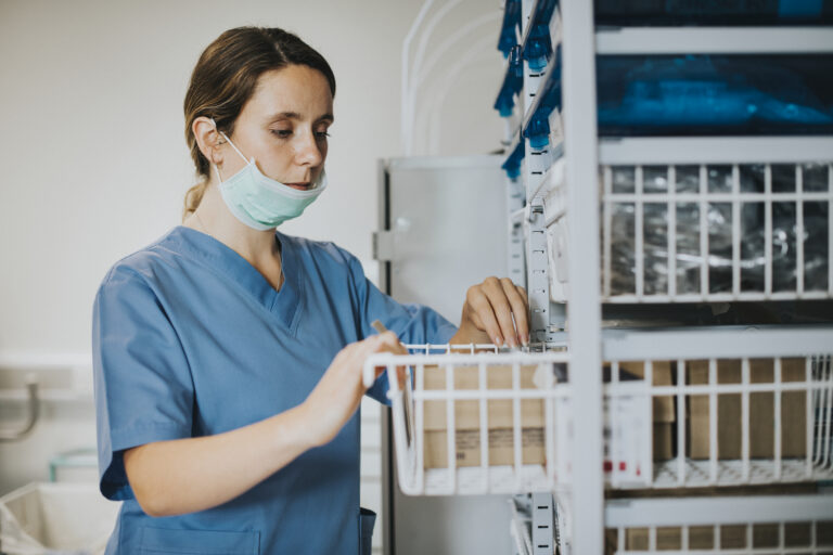 Cuidados para eficiência nos estoques hospitalares